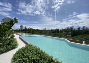 Яркие апартаменты с 3 спальнями в комплексе Laguna Beachside совсем рядом с пляжем
