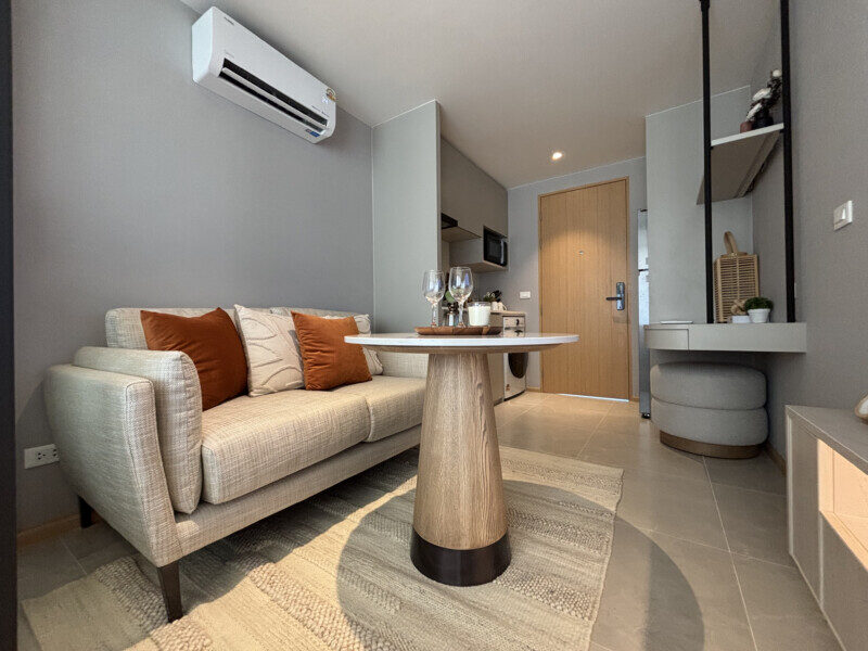 Vibe Residence Karon - гостиная
